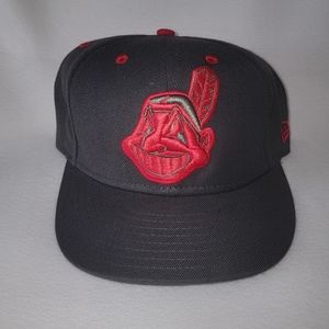 Cleveland Indians New Era grey hat with red chief wahoo sz 7¼